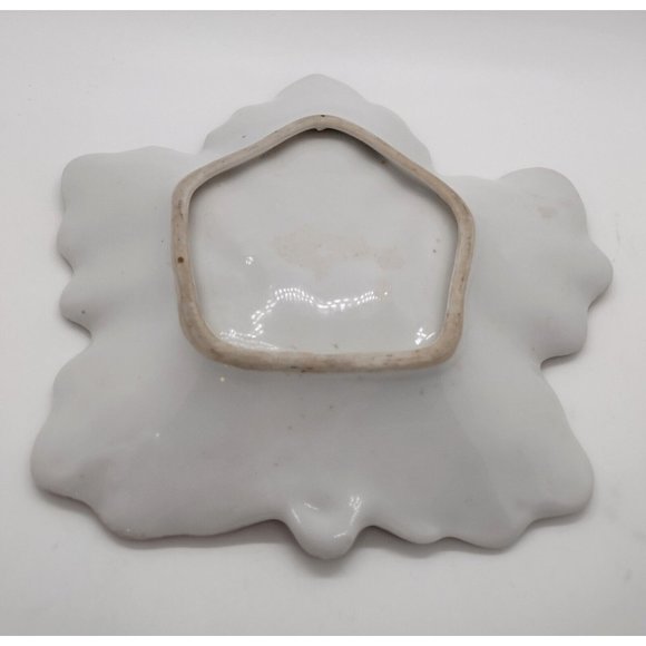 Vintage Christmas Holly Leaf Trinket Serving Dish 7 in Porcelain Gold Holiday - Picture 5 of 5